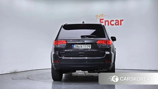 Jeep Grand Cherokee id 4362102 из Кореи 18