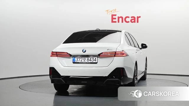 BMW 5 Series (G60) id 4602168 из Кореи 27