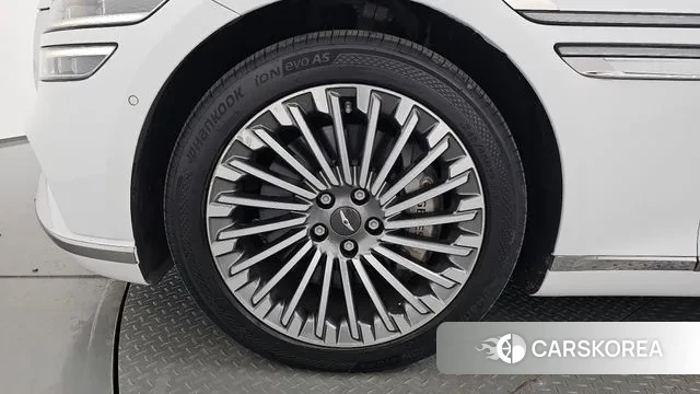 Genesis Electrified G80 (RG3) id 3550957 из Кореи 14