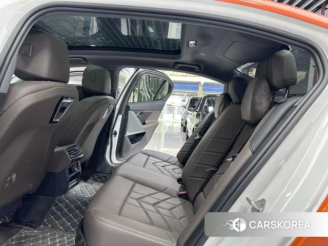 BMW 5 series id 4272531 из Китая 12