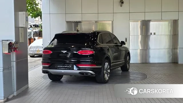 Bentley Bentayga 2024 Черный из Кореи, фото 4