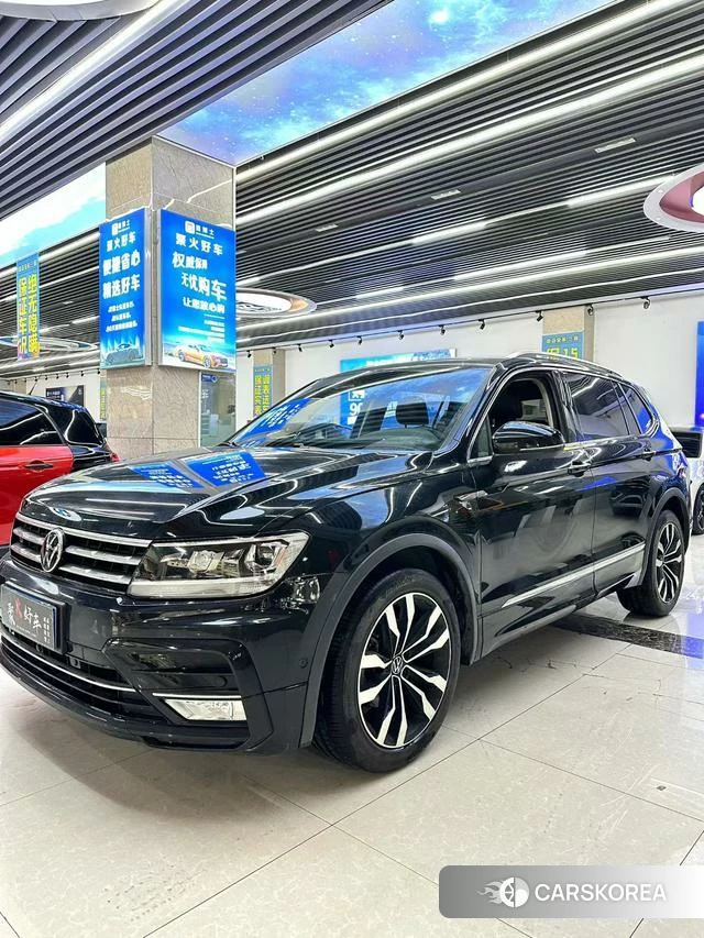 Volkswagen Tiguan L 2021 Черный из Китая, фото 4