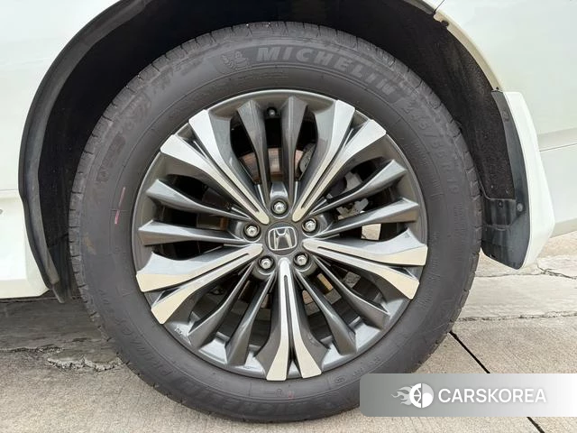 Honda UR-V id 4276970 из Китая 13