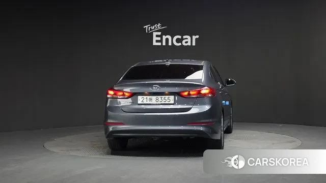 Hyundai Avante AD id 3687684 из Кореи 14