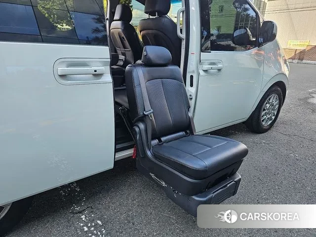 Hyundai Staria id 3333534 из Кореи 14