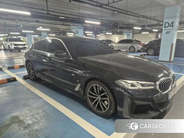 BMW 5 Series (G30) 2022 Черный из Кореи, фото 4