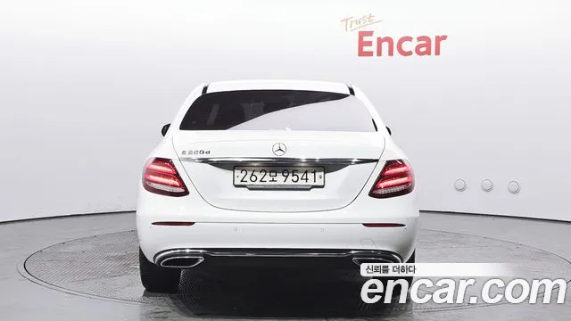 Mercedes-Benz E-Class W213 id 2384339 из Кореи 14