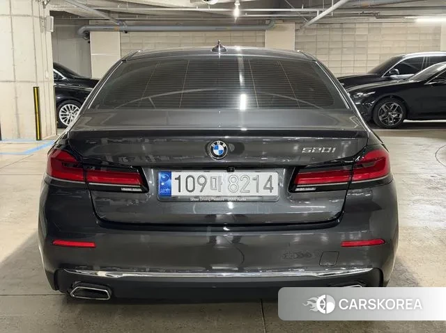 BMW 5 Series (G30) id 3555608 из Кореи 14