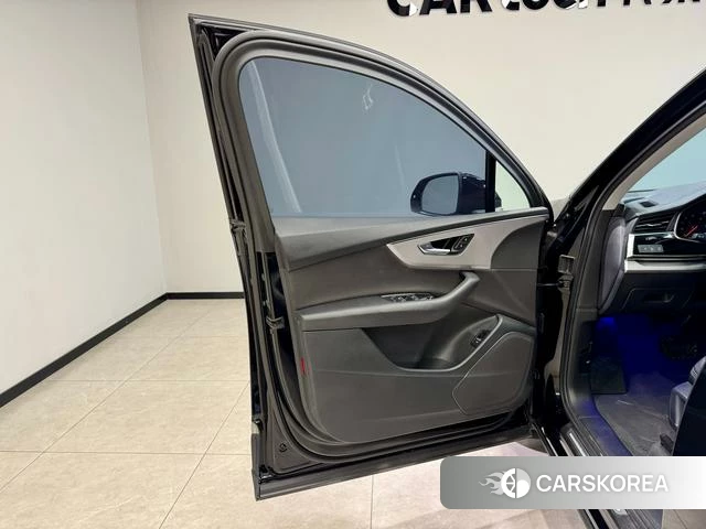 Audi Q7 id 3889881 из Китая 24