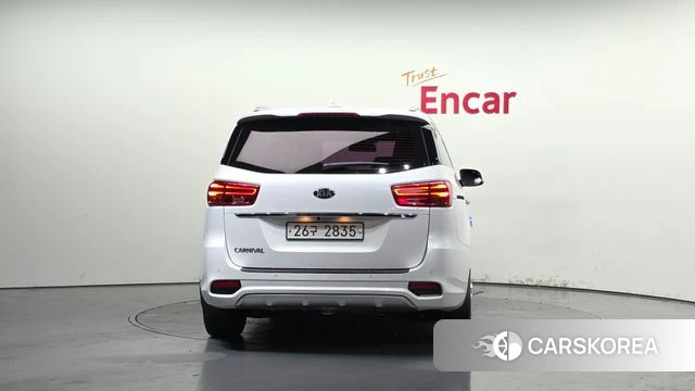 Kia The New Carnival id 4311018 из Кореи 14