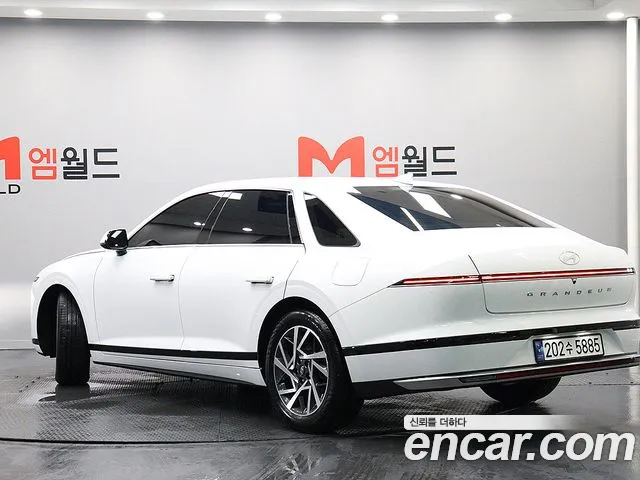 Hyundai Grandeur (GN7) id 2739683 из Кореи 14