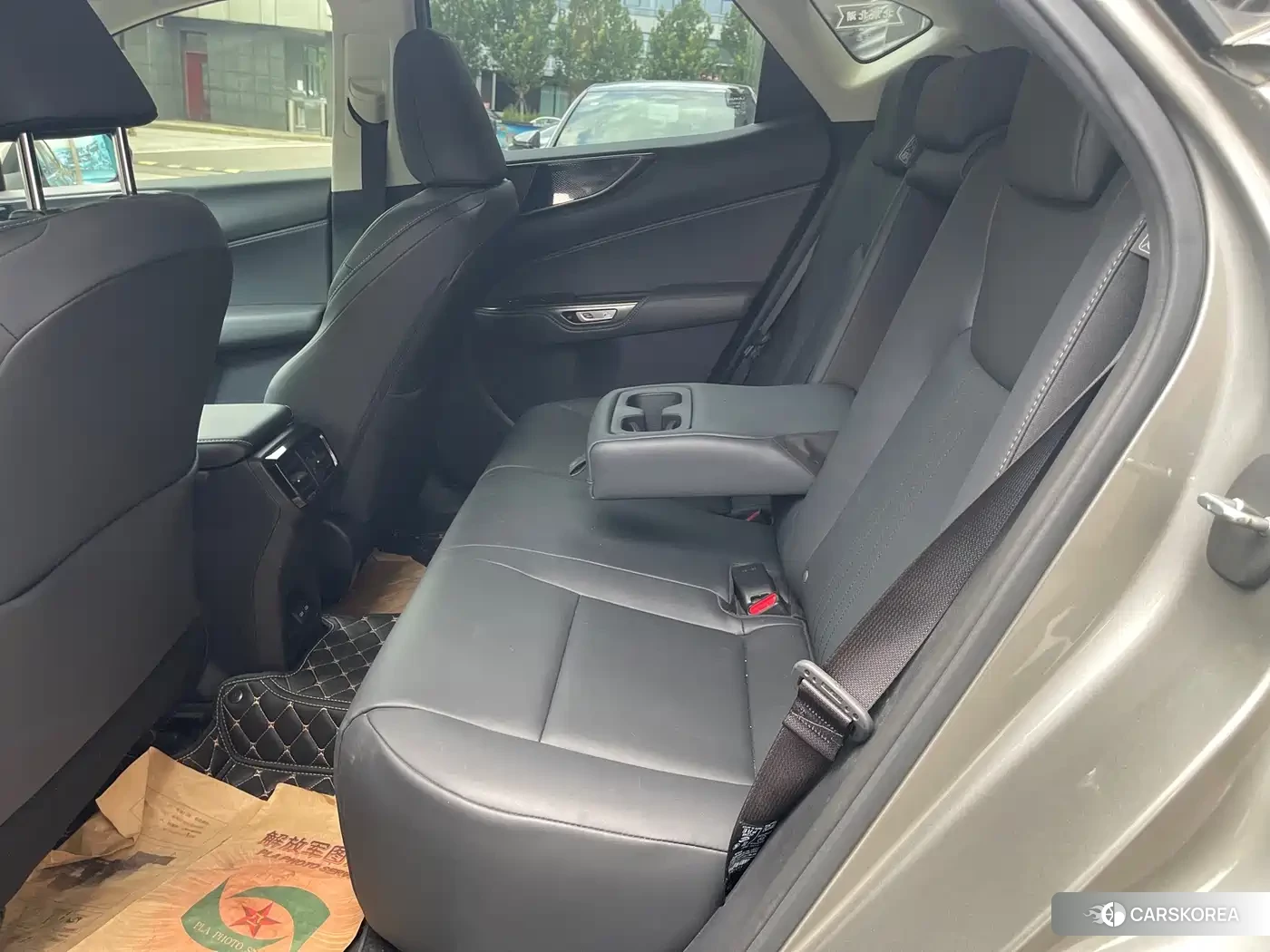 Lexus NX id 4669254 из Китая 18