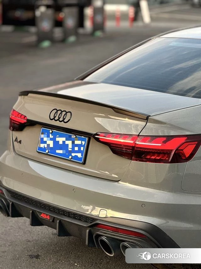 Audi S4 2022 Темно-серый из Китая, фото 4
