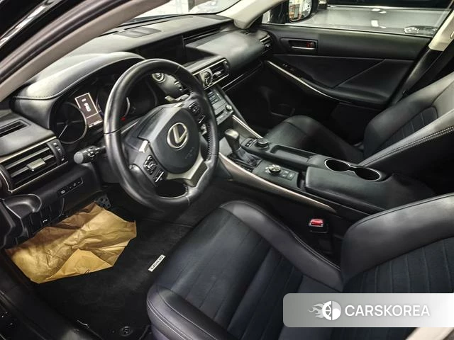 Lexus IS 2019 Черный из Китая, фото 4