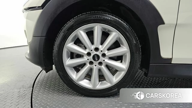 Mini Cooper D Clubman id 4250700 из Кореи 24