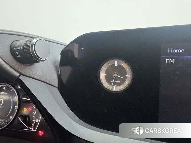 Lexus ES id 4273697 из Китая 12