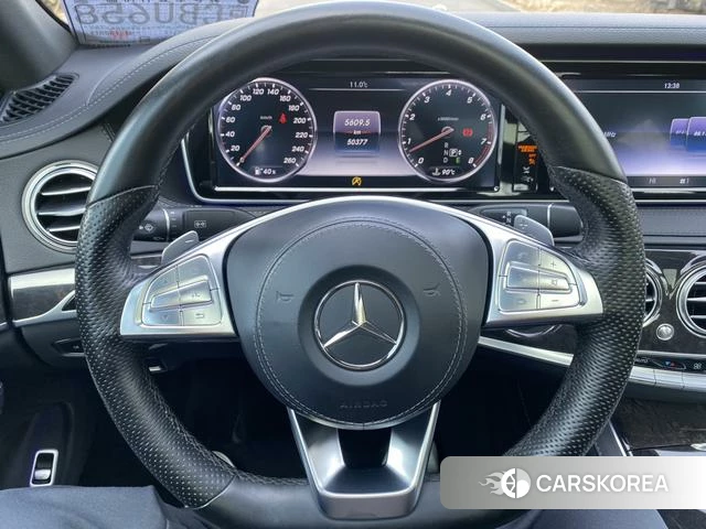 Mercedes-Benz S-class id 4208475 из Китая 19