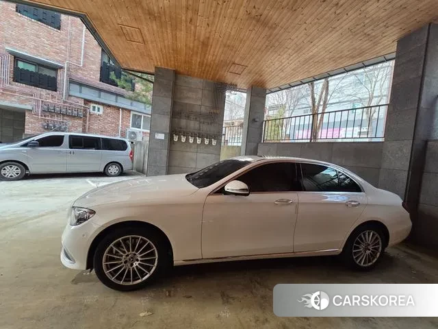 Mercedes-Benz E-Class W213 2021 Белый из Кореи, фото 6