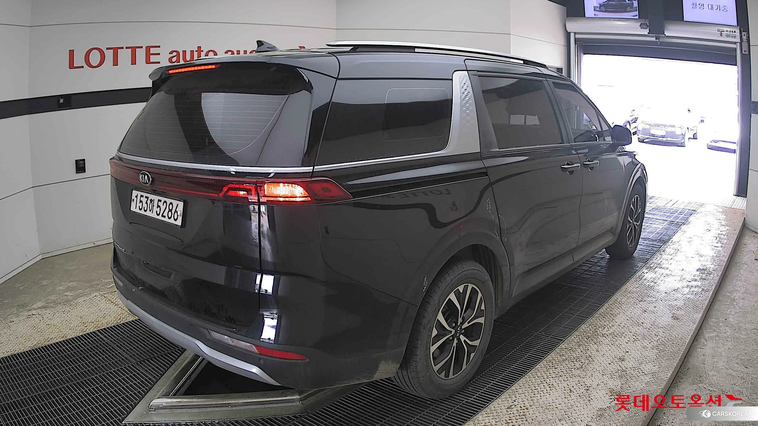 Kia Carnival id 4289634 из Кореи 31