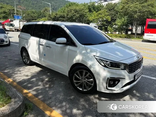 Kia The New Carnival id 3055543 из Кореи 8