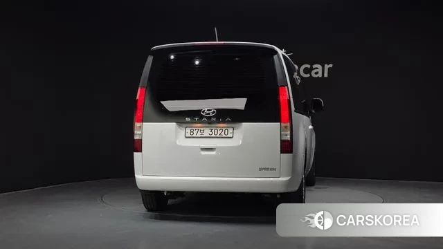 Hyundai Staria id 3043919 из Кореи 14