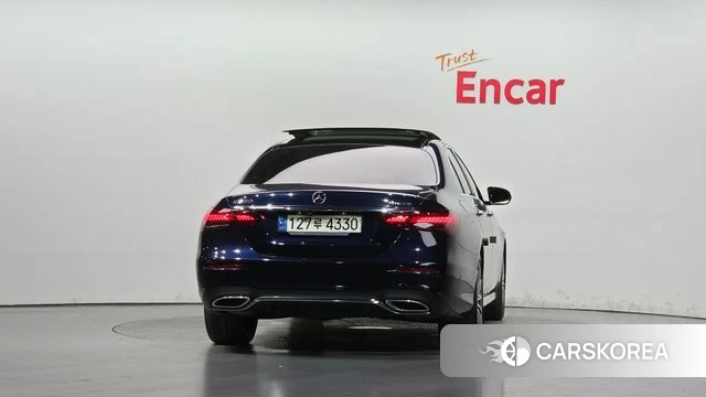 Mercedes-Benz E-Class W213 id 4881702 из Кореи 31