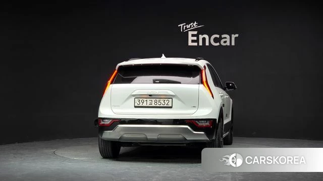 Kia Di Ol Nu Niro id 4763743 из Кореи 25