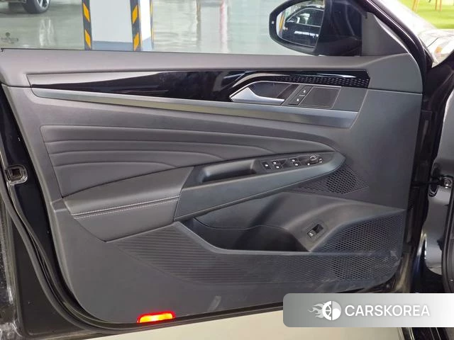 Volkswagen Passat id 4238590 из Китая 22