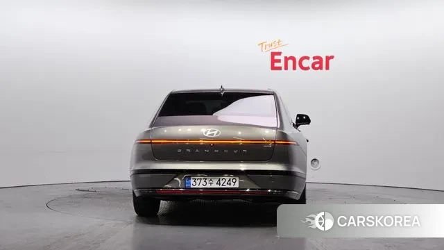 Hyundai Grandeur (GN7) id 3545184 из Кореи 14