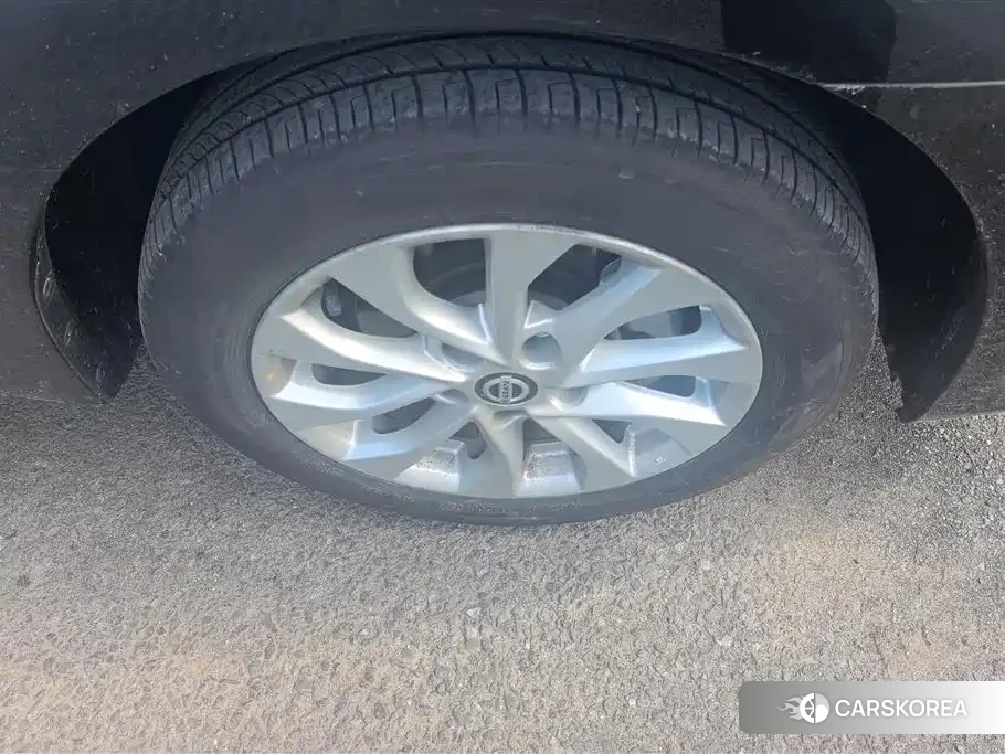 Nissan Sylphy id 4583607 из Китая 10