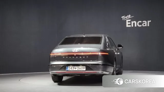 Hyundai Grandeur (GN7) id 3689489 из Кореи 14