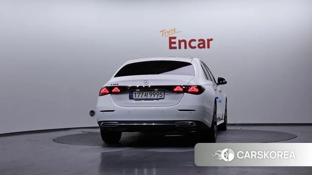 Mercedes-Benz E-Class W214 id 3909481 из Кореи 14