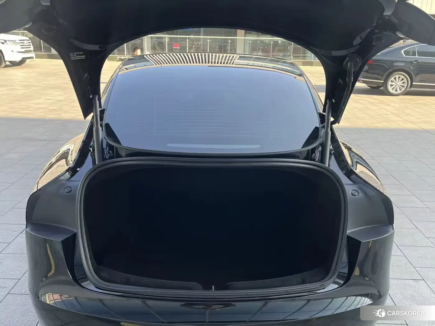 Tesla Model 3 id 4554165 из Китая 10