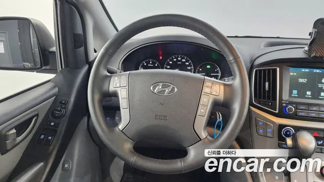 Hyundai The New Grand Starex id 2682057 из Кореи 14