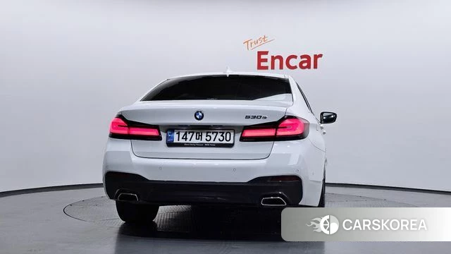 BMW 5 Series (G30) id 4283804 из Кореи 33