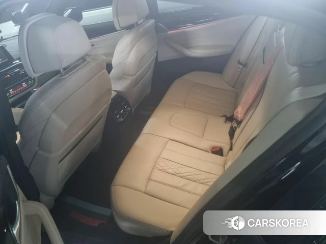 BMW 5 Series (G30) 2019 Черный из Кореи, фото 4