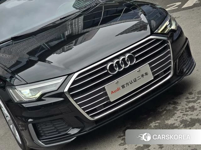 Audi A6L id 4272348 из Китая 16
