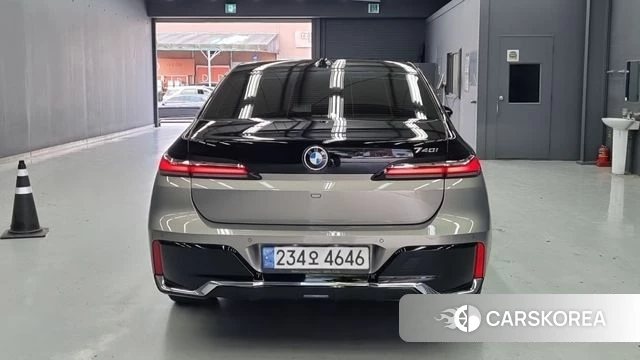 BMW 7 Series (G70) id 4740012 из Кореи 11