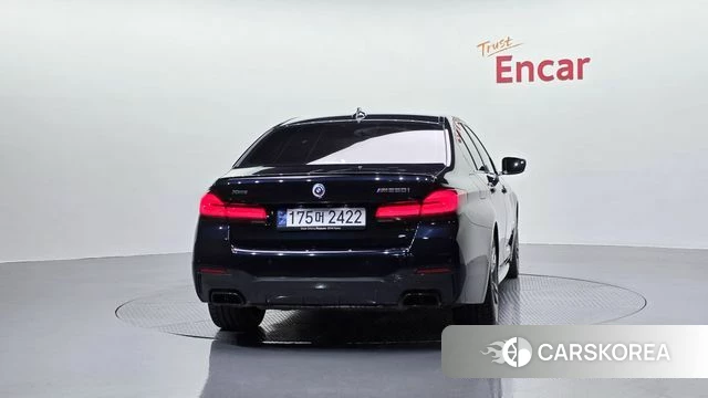 BMW 5 Series (G30) id 4292558 из Кореи 27