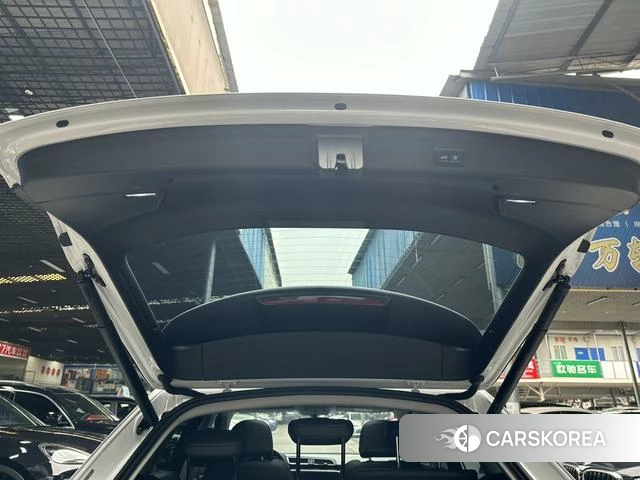 Audi Q3 id 4213372 из Китая 32