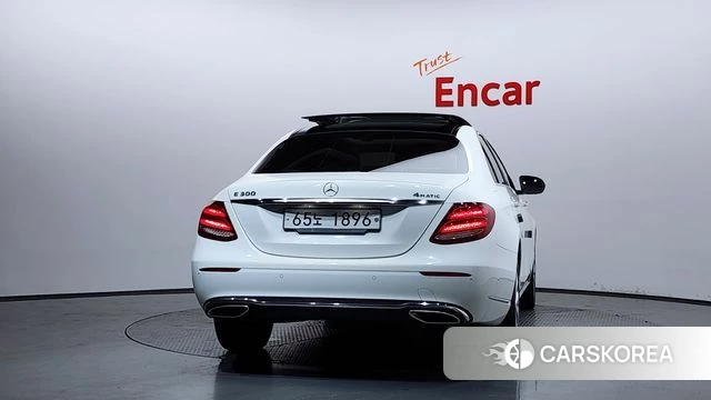 Mercedes-Benz E-Class W213 id 4310788 из Кореи 29