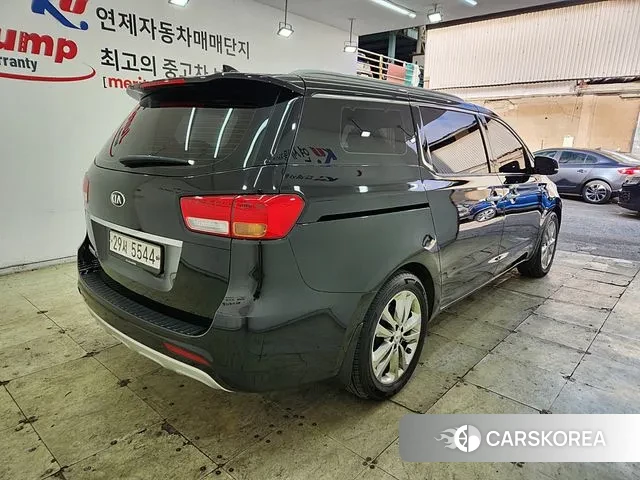 Kia All New Carnival id 3474901 из Кореи 14