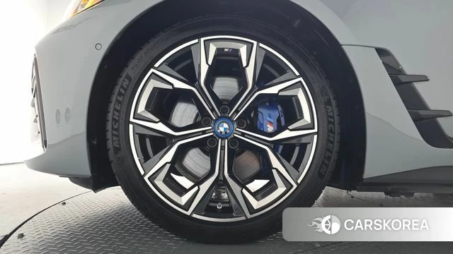 BMW i4 id 4649969 из Кореи 28