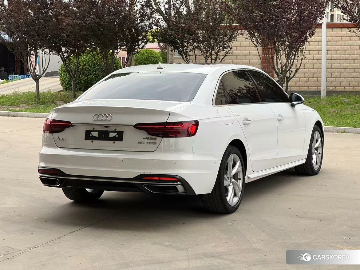 Audi A4L id 4473962 из Китая 7