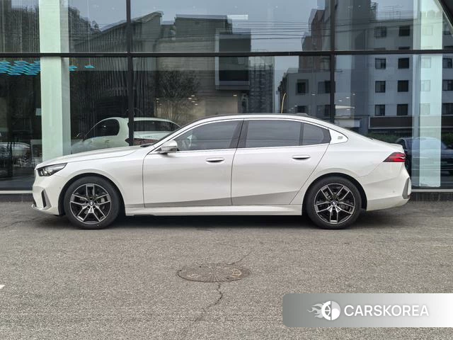 BMW 5 series id 4235049 из Китая 7