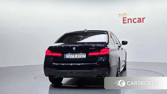 BMW 5 Series (G30) id 4476323 из Кореи 27