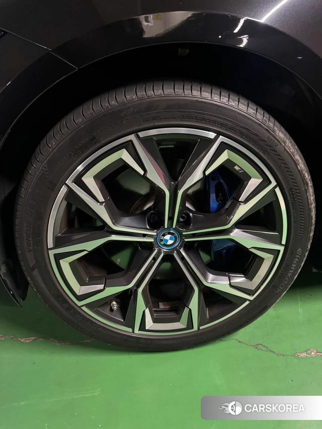 BMW i4 2023 Черный из Кореи, фото 4