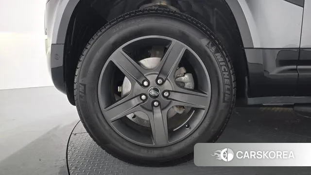 Land Rover Defender (L663) id 3011026 из Кореи 14