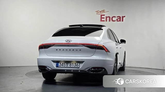 Hyundai The New Grandeur IG Hybrid id 4618866 из Кореи 29