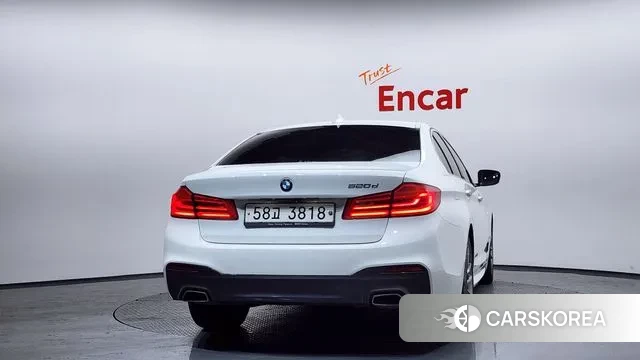 BMW 5 Series (G30) id 3672858 из Кореи 14